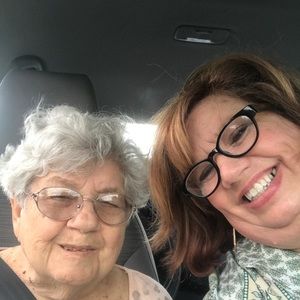 Meet your Posher, Linda